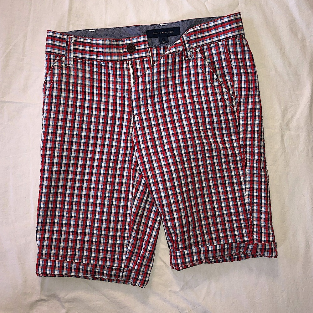 tommy hilfiger patterned shorts